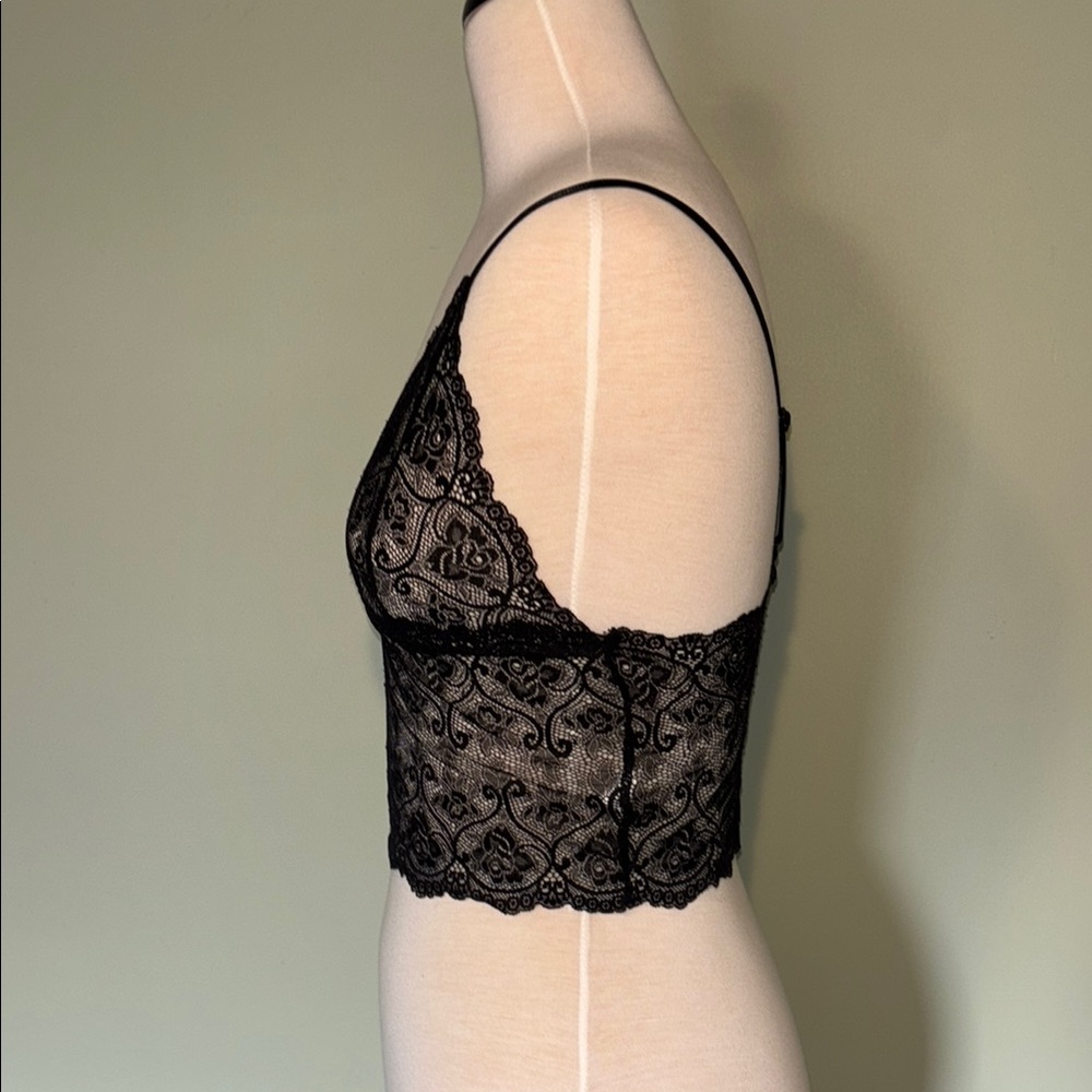 Black Lace Bra with Scalloped Trim and Spaghetti Straps size small - Picture 2 of 5